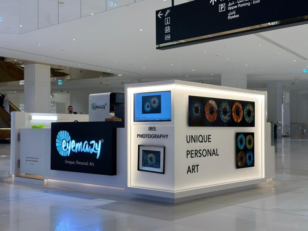 digital-kiosk-display-qatar-mall